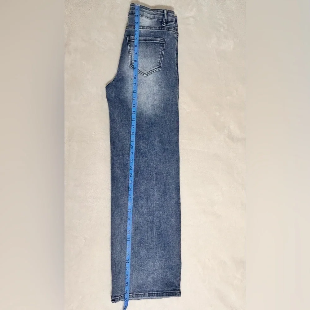 Blue Straight-Leg Jeans with Faded Denim - Picture 8 of 9